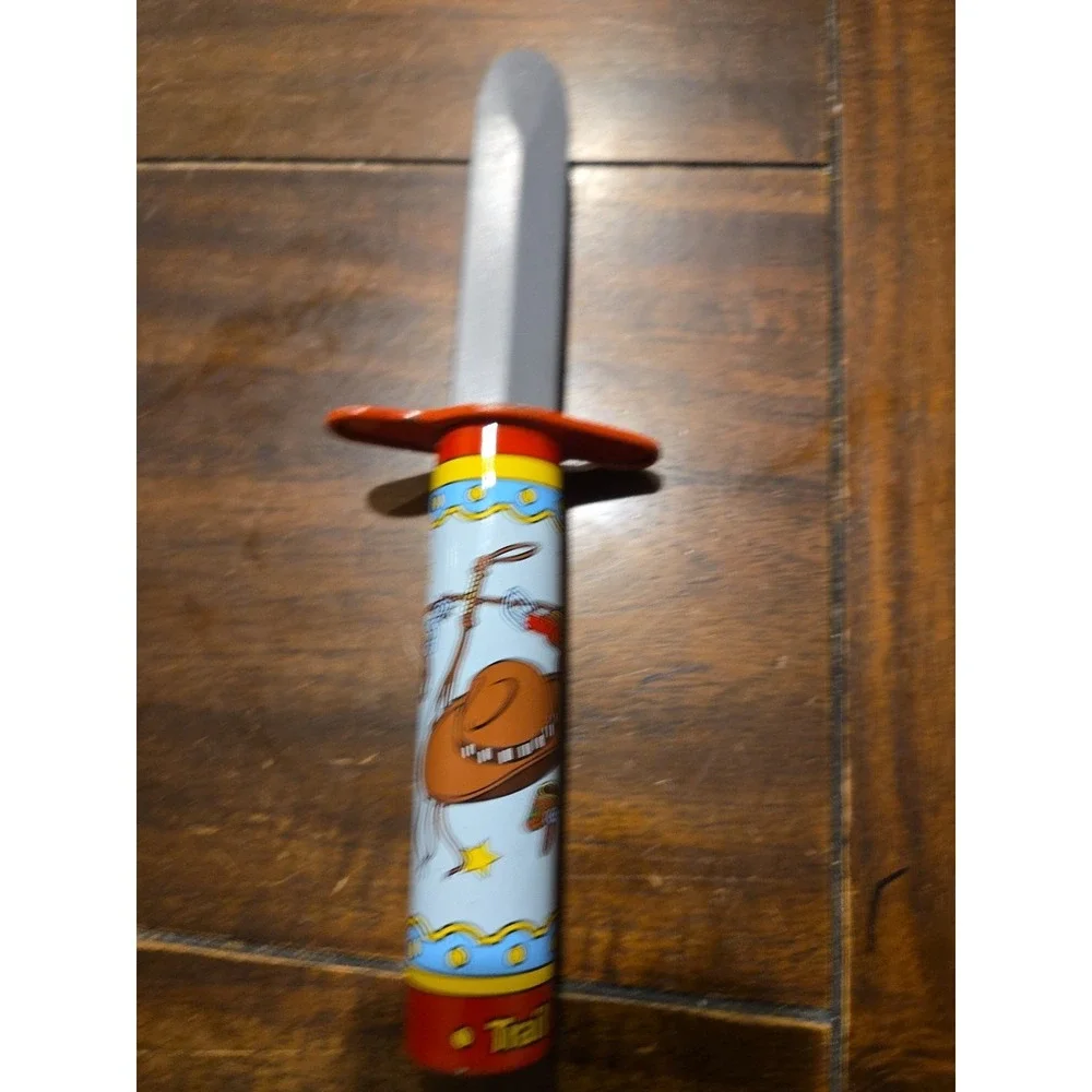 1960's Tin LITHO Captain Hook Retracting Knife‎ Blade  Vintage metal toys!!